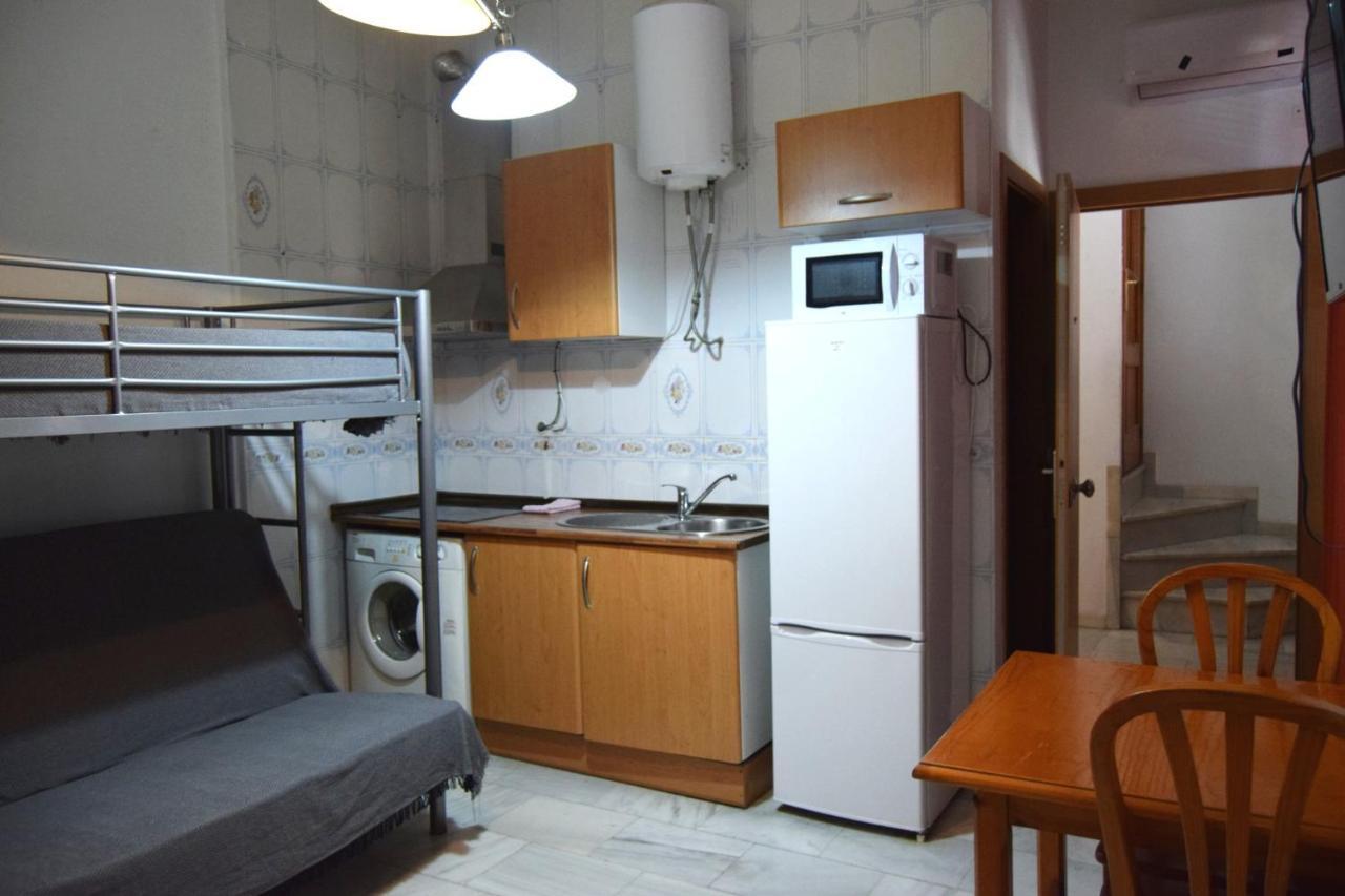 Apartamento Feria 2 Apartment Севиля Екстериор снимка